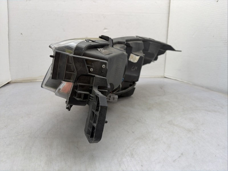 2018-2019 Subaru Legacy Outback Right Passenger Headlight OEM Halogen