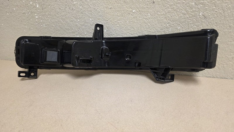 2019-2023 Lincoln Nautilus Front Right Passenger Daytime Running Light