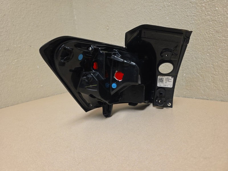 2022 Chevrolet Equinox Right Tail Light OEM Halogen