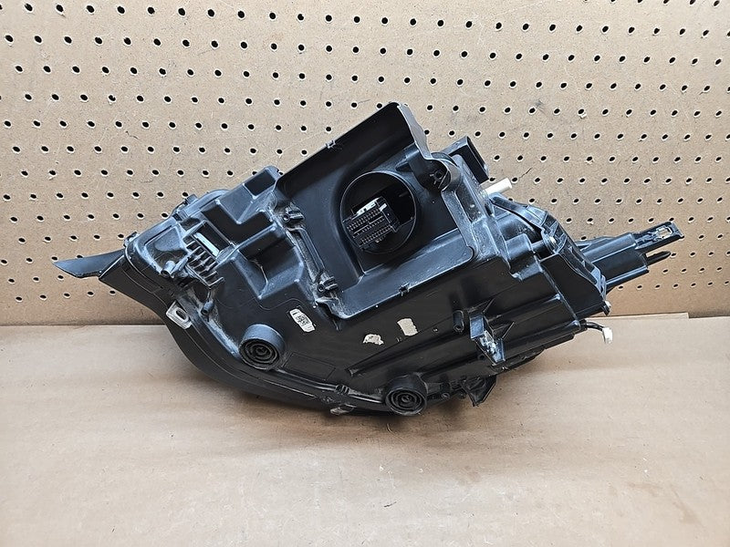 2018-2021 BMW i3 I01 LED Headlight Front Right OEM 63118738739