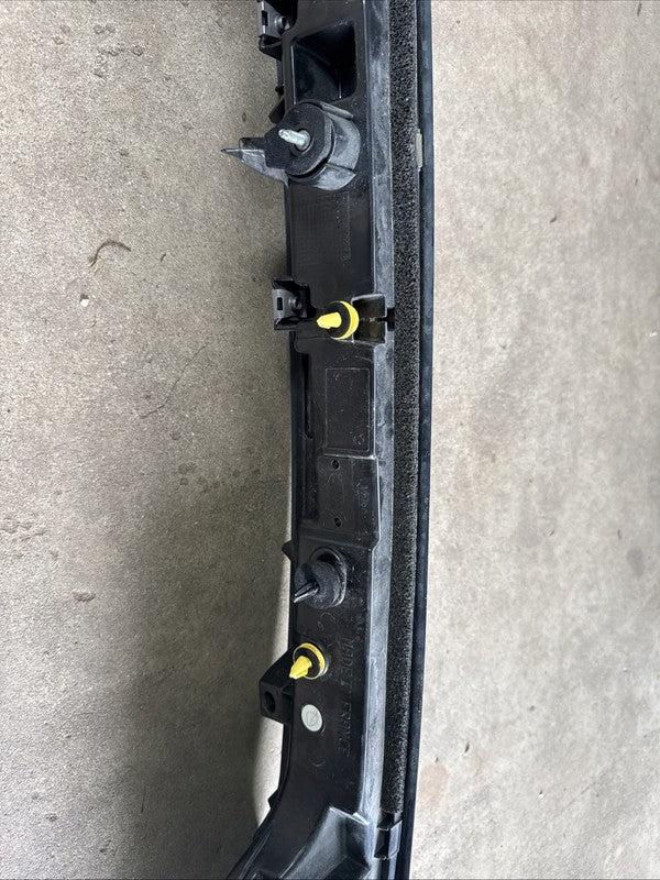 2018-2020 Range Rover Velar OEM LED Rear Center Tail Light