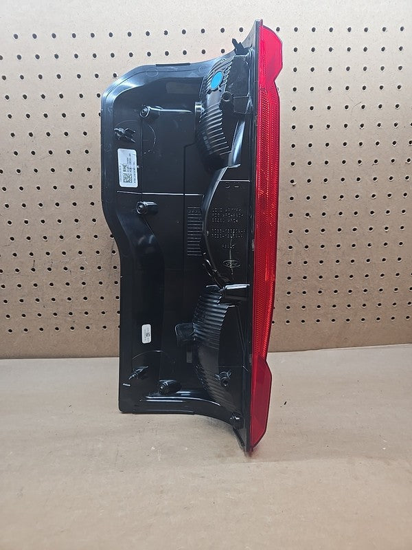 2023-2024 Ford F-250 Tail Light RIGHT Halogen