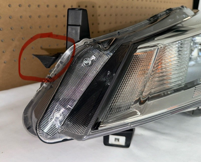2021-2023 Nissan Kicks Left Headlight Halogen OEM