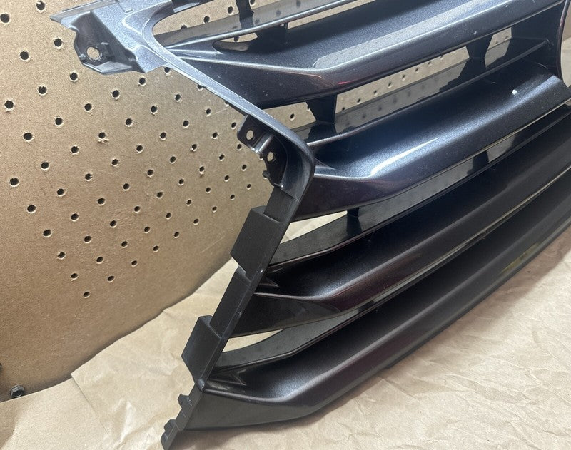Lexus NX200T/NX300H Grille 2015-2017 Painted Silver Shell OEM Used