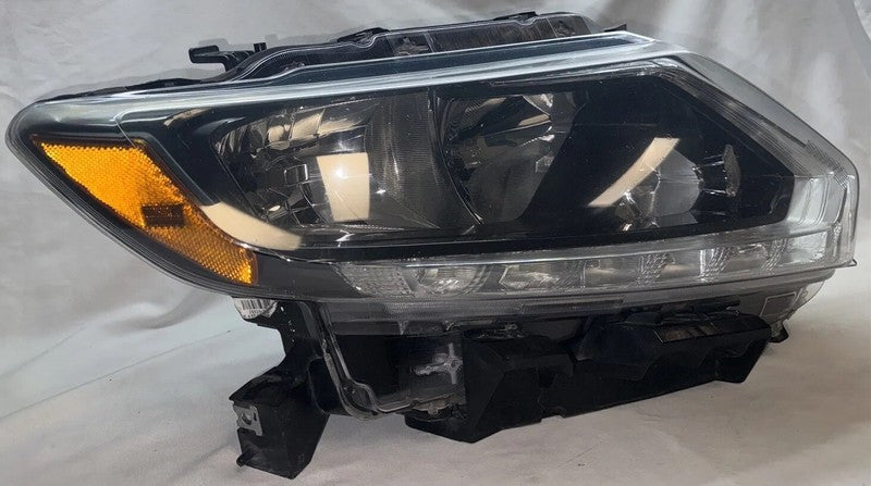 2017-2019 Nissan Rogue Right Headlight Halogen/LED OEM
