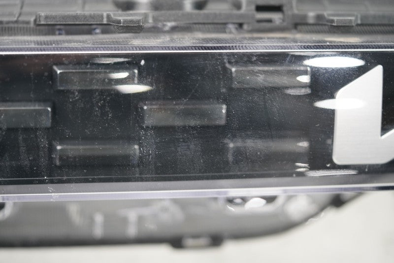 2022-2023 KIA SOUL OEM Center Grille Lamp W1