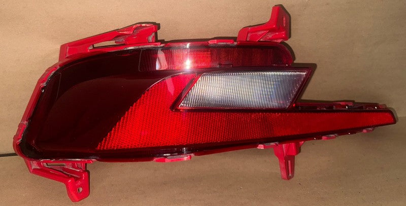2019-2020 Hyundai Elantra Rear Bumper Left Reflector Lamp 92405-F2500