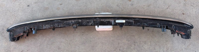 2024-2025 Volkswagen Atlas Cross Sport Front LED Grille Light Bar DRL