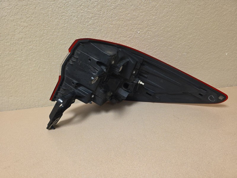 2015-2019 Subaru Outback Legacy LEFT Tail Light OEM
