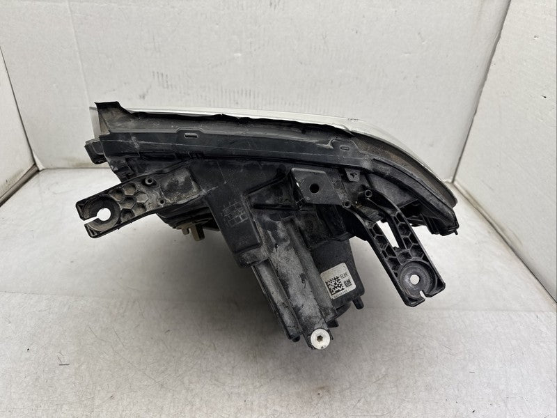 2016-2018 GMC Sierra 1500 Right Passenger Headlight OEM Xenon HID 8404