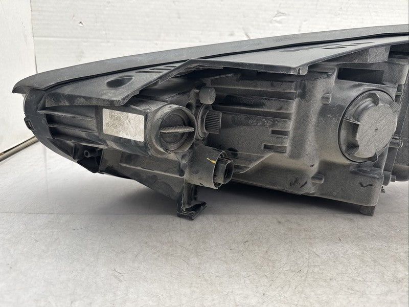 2017-2018 Hyundai Santa Fe Right Passenger Headlight Halogen with LED