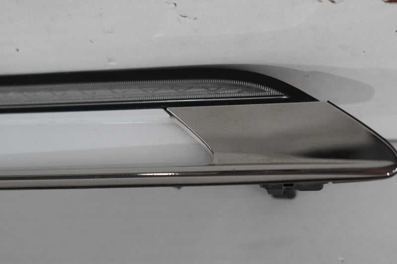 2022-2024 Genesis G80 Left Driver Side Turn Signal Lamp OEM