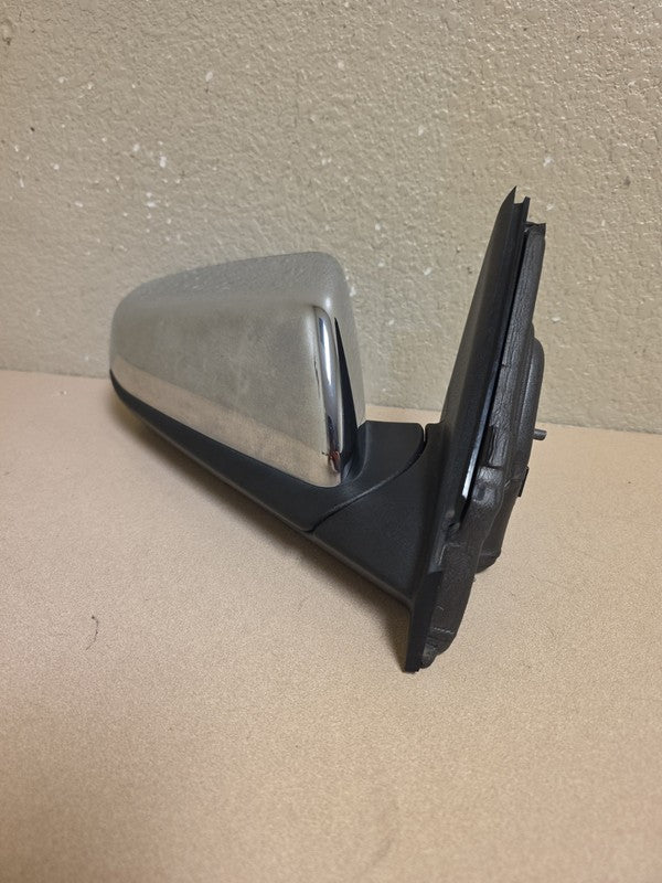 2016-2018 Chevy Malibu Right Side Mirror Chrome/Textured OEM with Sign