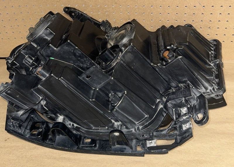 2019-2021 RAM 1500 Headlight, Left Driver Side, Halogen, OEM