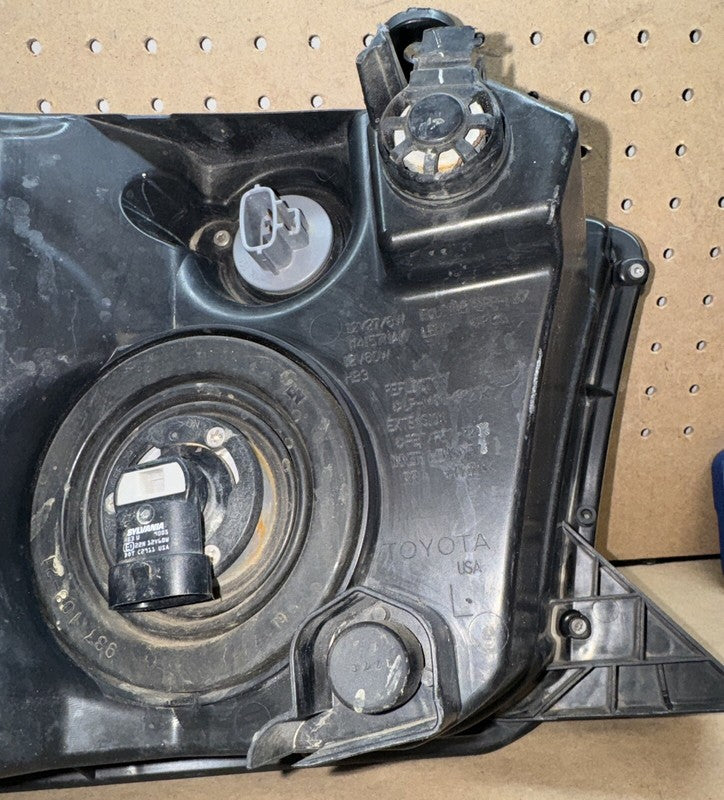 2007-2017 Tundra Sequoia Headlight Left Driver Side OEM