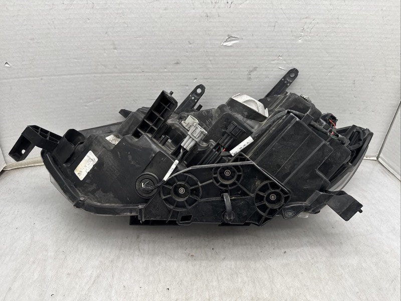 2017-2020 Nissan Rogue Right Headlight OEM Halogen Lamp