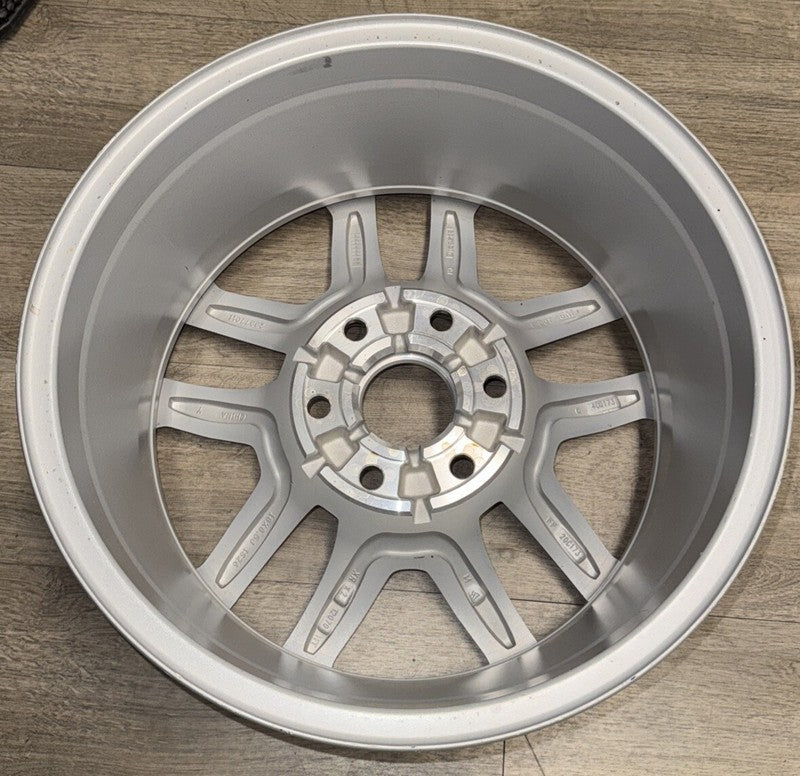 2019-2024 Silverado 1500 18" Silver Wheel OEM Rim