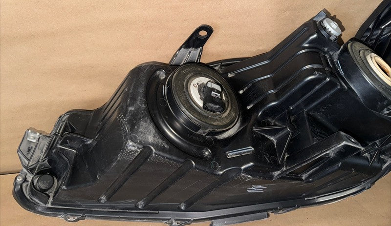 2015-2017 Toyota Camry Right Headlight Halogen OEM