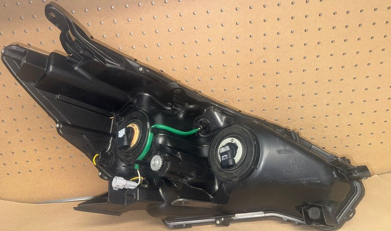 2012-14 Prius V Left Headlight Halogen 1.8L - OEM #81170-47300