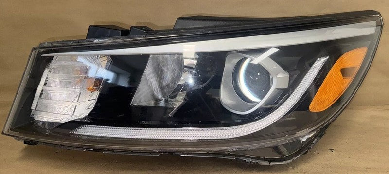 2015-2018 Kia Sedona Front Left Headlight OEM 92101-A9040 Driver Side
