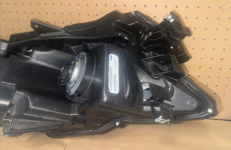2016-2019 Honda Pilot LH HID/LED TYC 20-9716-00-9