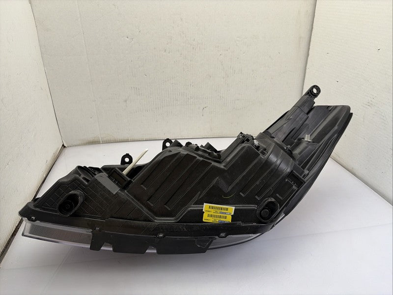 2017-2018 Kia Forte Right Passenger Halogen Headlight