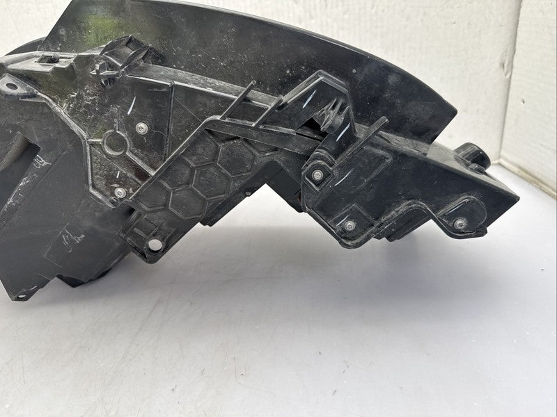 2021-2024 Chrysler Pacifica Right Passenger OEM LED Headlight