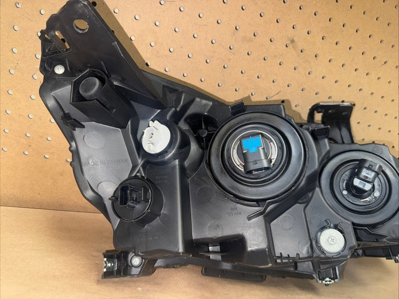 2016-2020 Honda Civic Headlight Left Driver Side Halogen CAPA