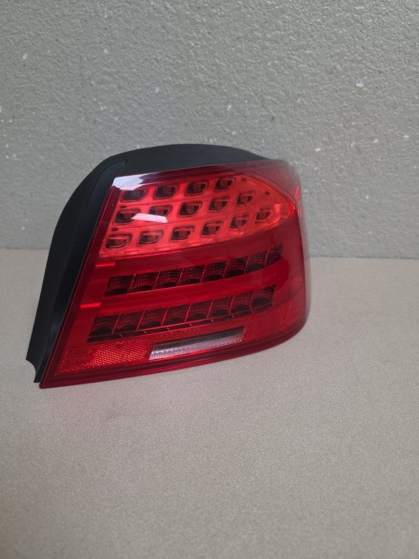 2011-2013 BMW 328i M3 Right Passenger Side Tail Light OEM Full LED