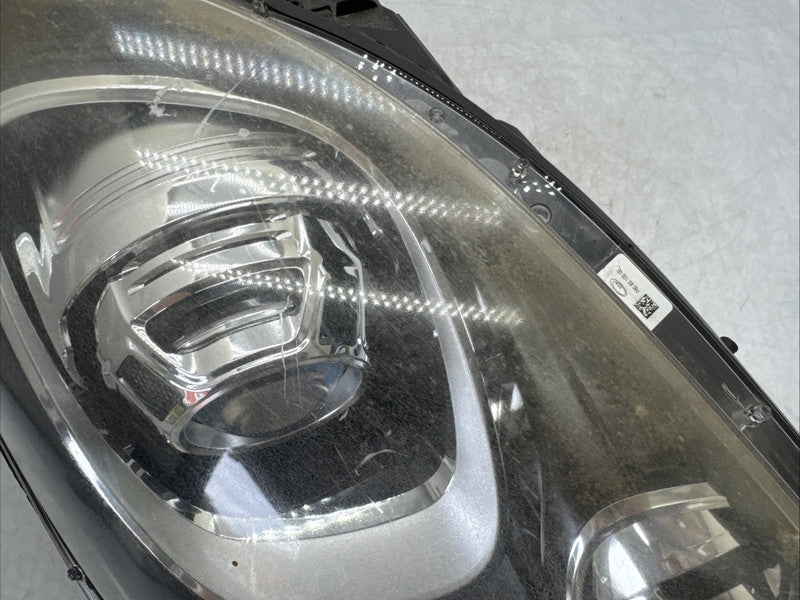 2015-2018 Porsche Macan Right Passenger Headlight OEM Xenon HID Lamp
