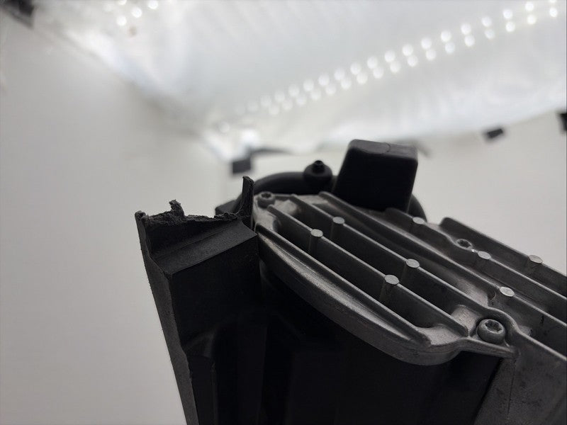2019-2023 Cadillac XT4 Right Passenger Headlight OEM Full LED Corning
