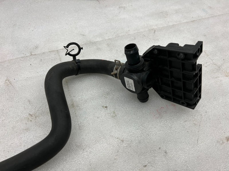 **12-20 Model S Coolant Water Valve 3-Port 3/4" Hose Right 6007384-00-