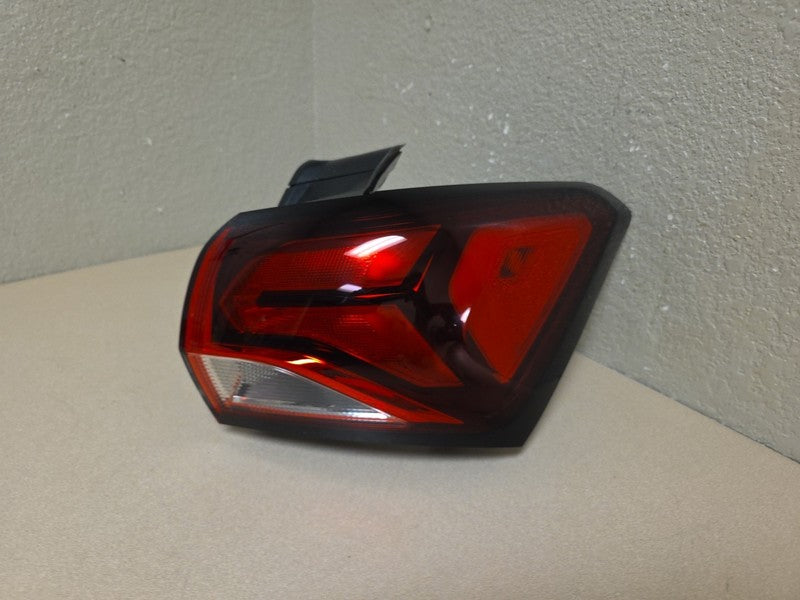 2022 Chevrolet Equinox Right Tail Light OEM Halogen