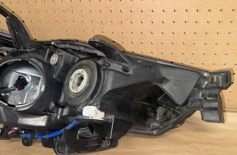 2014-2020 Toyota 4Runner Left Headlight Halogen OEM