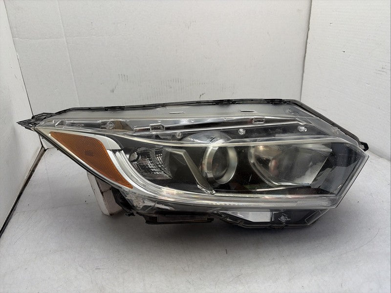 2019-2022 Honda HR-V Right RH Passenger Headlight OEM Halogen Lamp