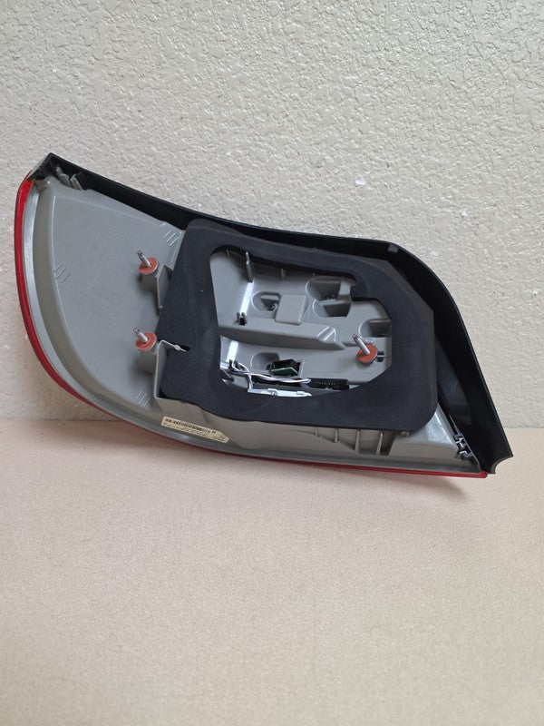 2011-2013 BMW 328i M3 Right Passenger Side Tail Light OEM Full LED