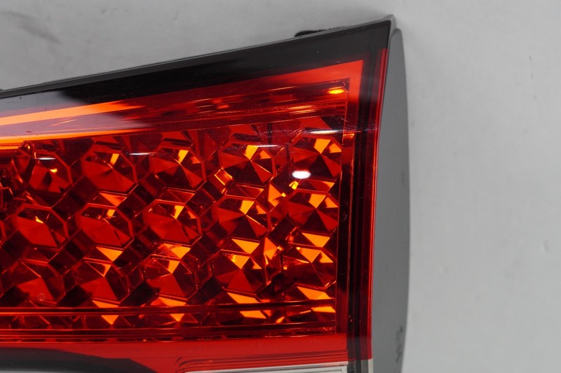 2016-2017 Honda HR-V OEM Inner Right Tail Light