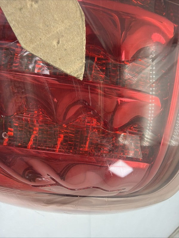 2011-2017 Infiniti QX56 QX60 Right Passenger Tail Light LED OEM Outer