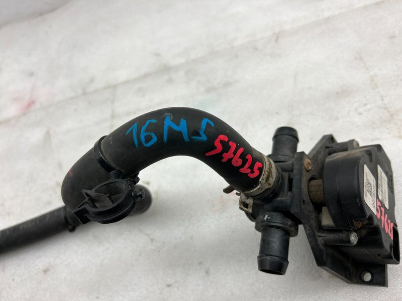**12-20 Model S Coolant Water Valve 3-Port 3/4" Hose Right 6007384-00-