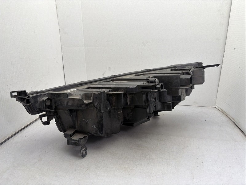 2022-2025 Infiniti QX60 Right Passenger Headlight OEM 26010 6SA0B