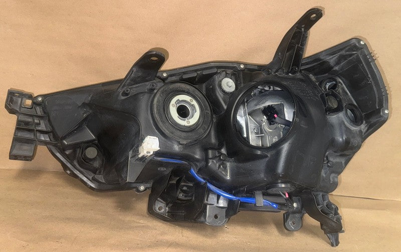 2014-2017 Toyota 4Runner RIGHT Headlight Halogen
