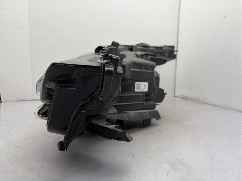 2020-2023 Toyota Highlander Headlight Passenger RH OEM LED Black