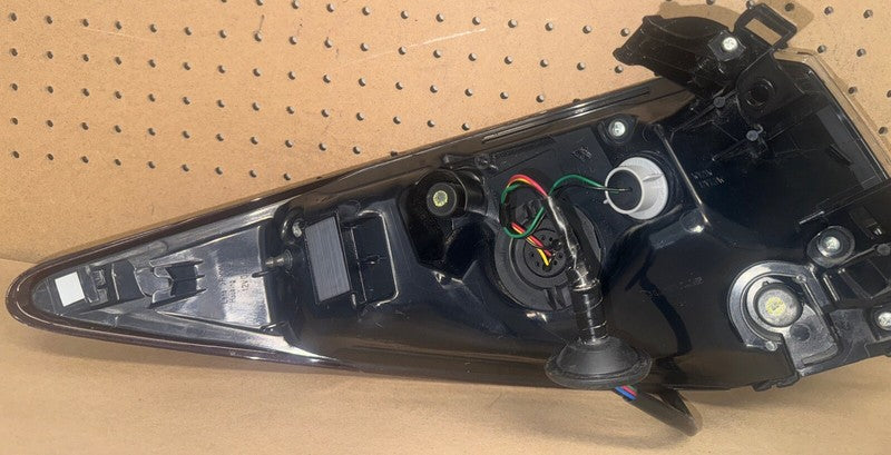 2017-18 Lexus ES350 ES300h LED Tail Light - Right Side - OEM