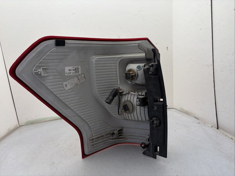 2019-2021 Ford Expedition Right Tail Light Passenger RH Halogen OEM