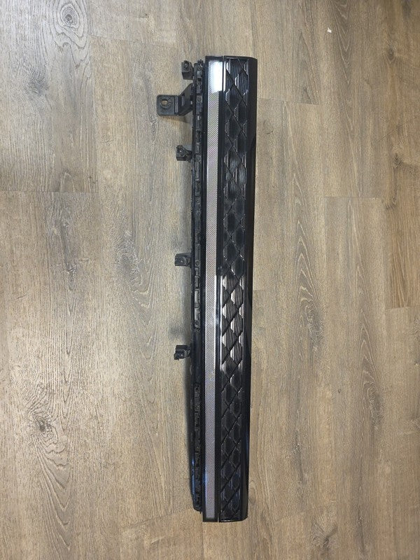 2024-2025 Hyundai Santa Fe Front Upper Center Grille LED 92299-R6200