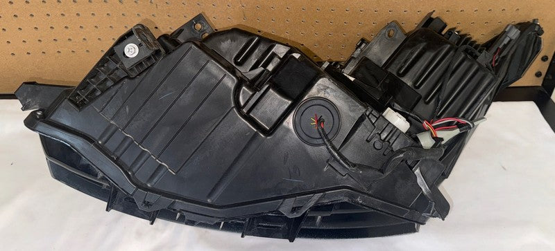 2021-2023 Pathfinder Right Headlight LED/Halogen OEM