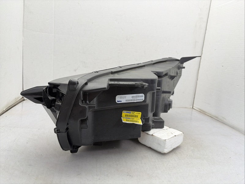 2023-2025 Honda CR-V Right Headlight LED Black