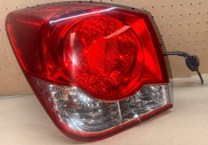 2011-2016 Chevy Cruze LH Driver Side Tail Light Lamp with Bulbs