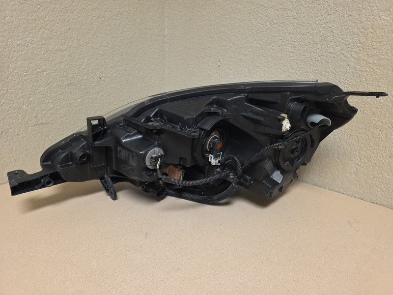 2016-2019 Nissan Sentra Right Passenger Side Headlight OEM Halogen