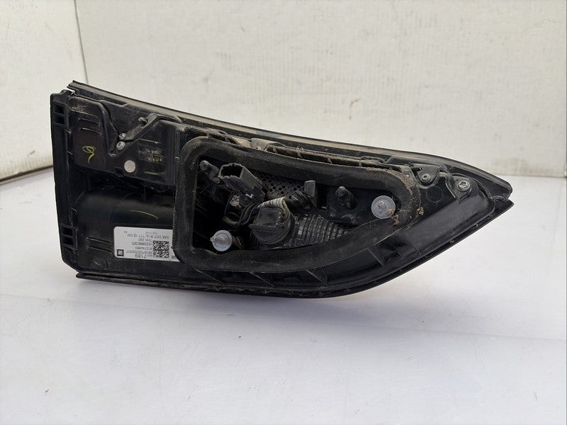 2018-2021 GMC Terrain Right Passenger Tail Light OEM Halogen Inner